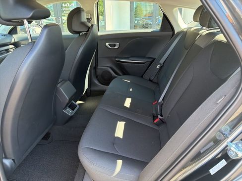 New 2026 Kia K4 FWD image 17