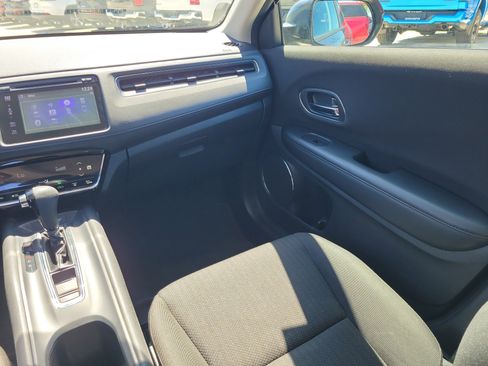 Used 2018 Honda HR-V EX image 15