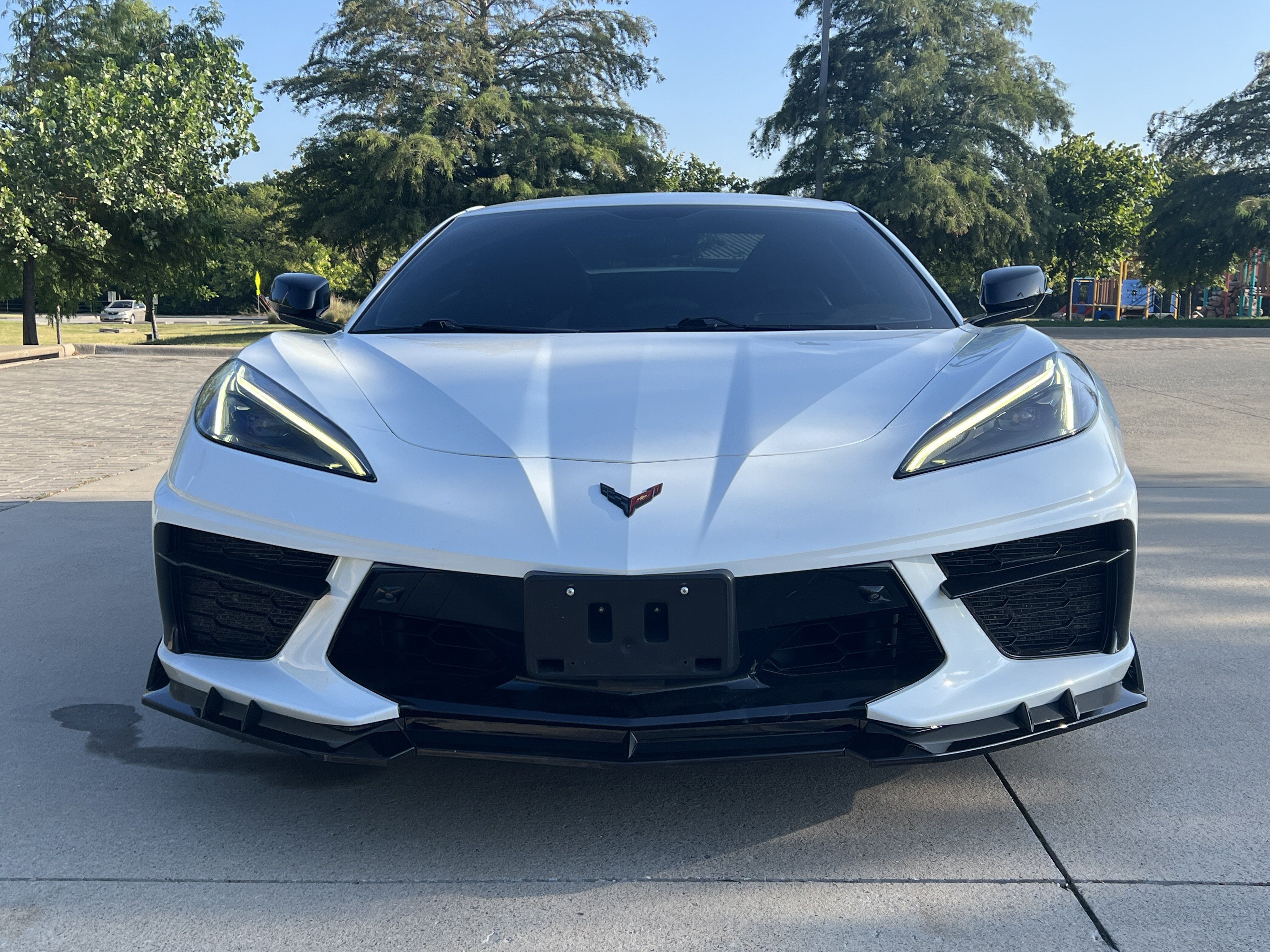 Used 2021 Chevrolet Corvette Stingray Premium Conv w/ Z51 Performance Package RWD image 3