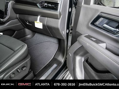 New 2026 GMC Yukon Elevation image 25