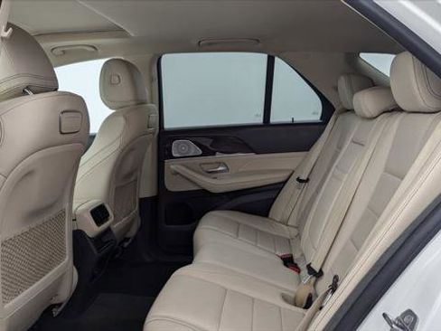 Used 2020 Mercedes-Benz GLE 350 w/ Premium Package image 17