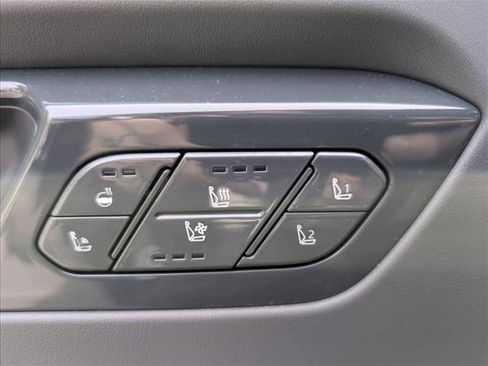 Used 2024 Kia EV9 GT-Line AWD/4WD image 17