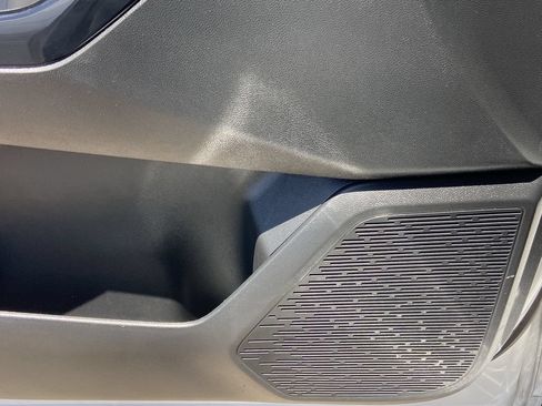 Used 2025 Chevrolet Equinox LT FWD image 20