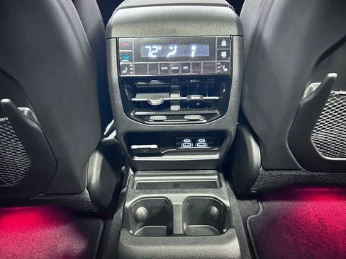 New 2025 Jeep Grand Cherokee L Overland w/ Luxury Tech Group IV AWD/4WD image 21