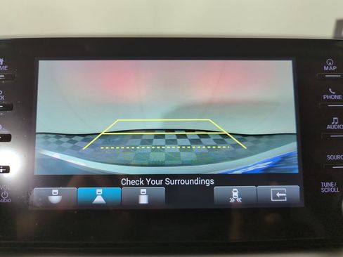 Used 2021 Honda Accord Touring image 15
