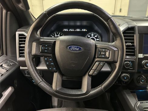 Used 2019 Ford F150 XLT w/ Equipment Group 302A Luxury AWD/4WD image 18