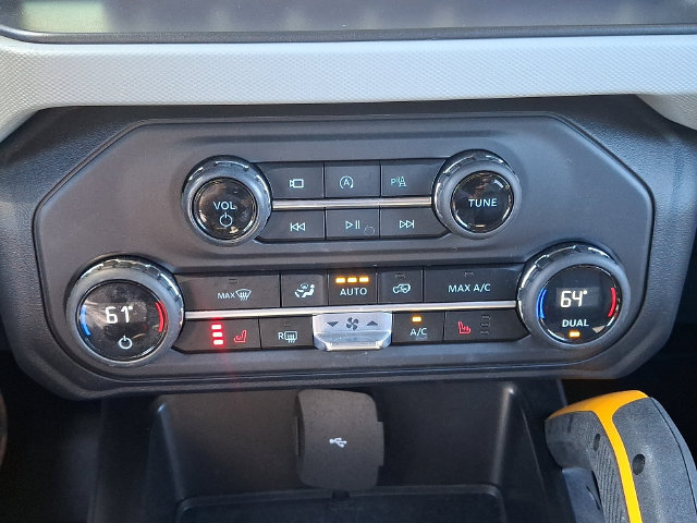 Used 2023 Ford Bronco Badlands w/ Sasquatch Package AWD/4WD image 15