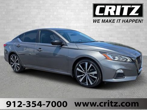 Used 2022 Nissan Altima 2.5 SR FWD image 1
