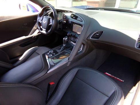 Used 2017 Chevrolet Corvette Grand Sport RWD image 28