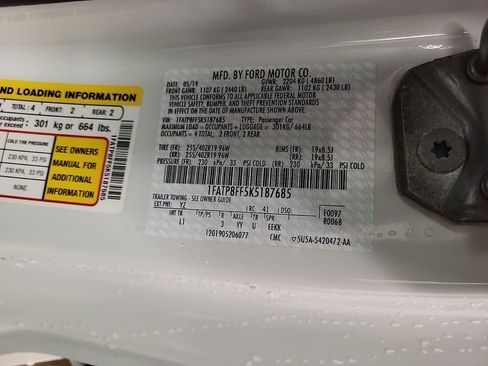 Used 2019 Ford Mustang GT Premium w/ Equipment Group 401A image 23