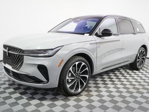 New 2026 Lincoln Nautilus Black Label AWD/4WD image 2