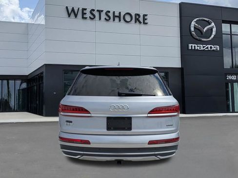 Used 2021 Audi Q7 3.0T Premium Plus w/ Premium Plus Package AWD/4WD image 4