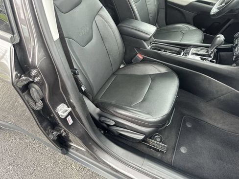 Used 2022 Jeep Compass Limited AWD/4WD image 26