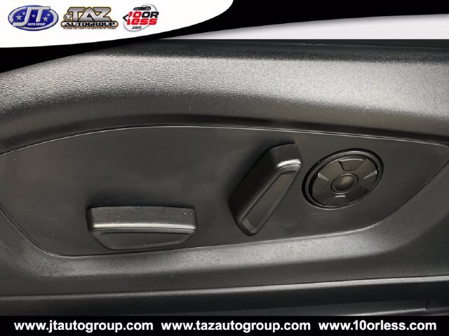 Used 2025 Ford Explorer ST-Line w/ Premium Package RWD image 11
