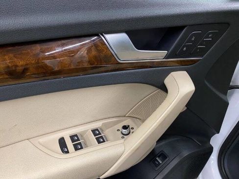 Used 2018 Audi Q5 2.0T Premium Plus w/ Premium Plus Package image 12