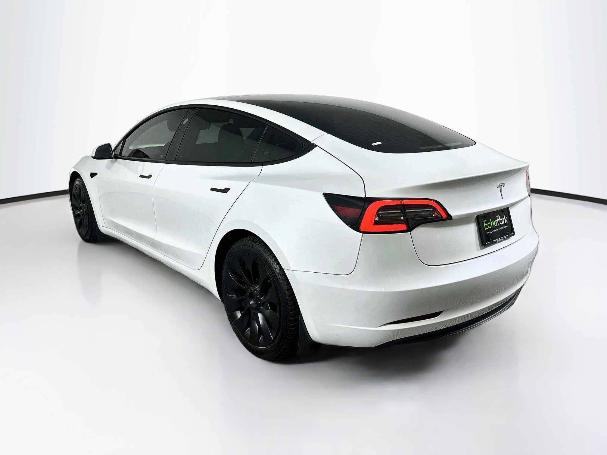 Used 2023 Tesla Model 3 Standard Range RWD image 5
