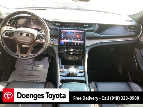 Used 2023 Jeep Grand Cherokee L Summit w/ Advanced Protech Group IV image 16