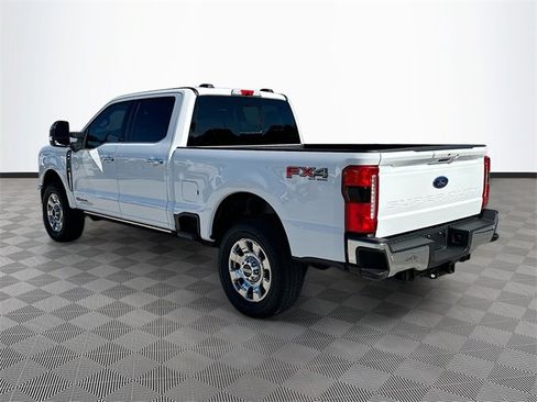 Used 2025 Ford F250 Lariat w/ Lariat Ultimate Package image 7