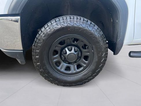 Used 2020 GMC Sierra 2500 2WD Crew Cab w/ Convenience Package image 9