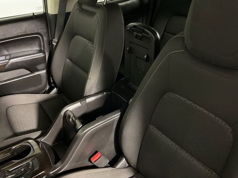 Used 2015 GMC Canyon SLE AWD/4WD image 29
