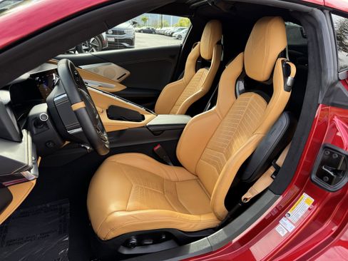 Used 2021 Chevrolet Corvette Stingray Premium Cpe w/ Z51 Performance Package image 16