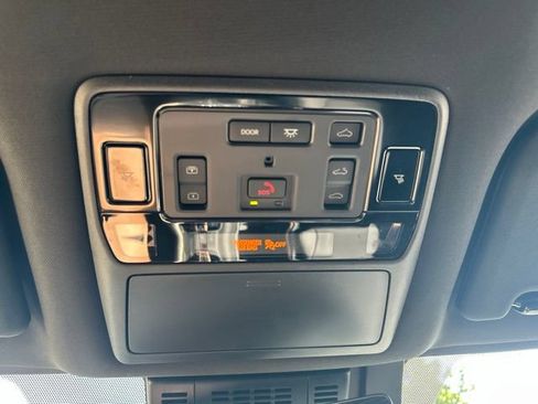 Used 2026 Toyota Grand Highlander AWD Hybrid image 26
