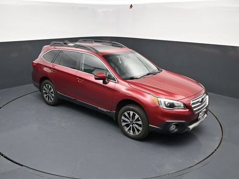 Used 2017 Subaru Outback 2.5i Limited AWD/4WD image 42