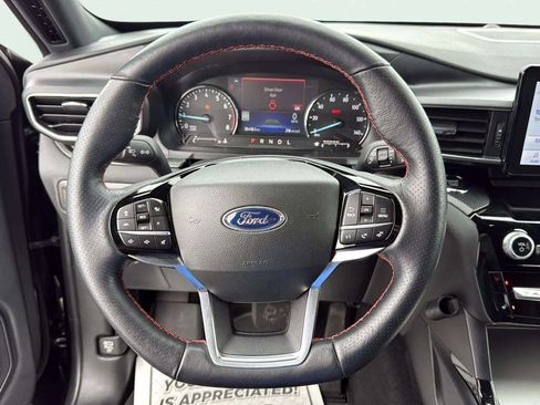 Used 2023 Ford Explorer ST-Line w/ Class IV Trailer Tow Package image 14