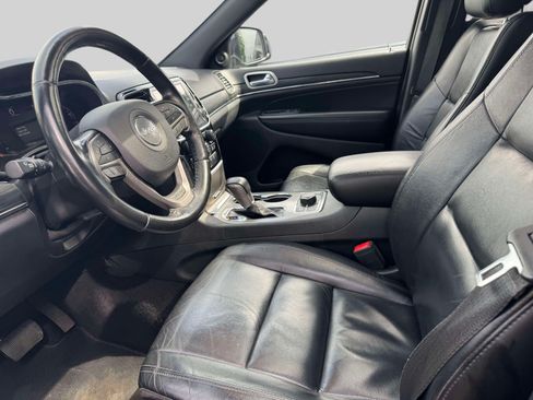 Used 2020 Jeep Grand Cherokee Limited AWD/4WD image 13