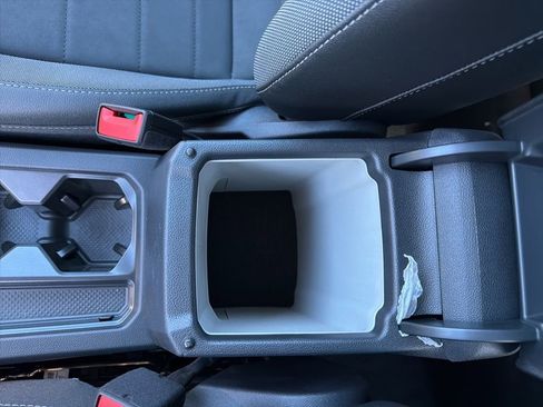 New 2025 Volkswagen Taos SE image 20