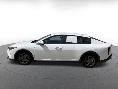 Used 2025 Kia K4 FWD image 9