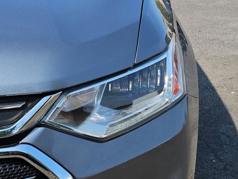 Certified 2021 Chevrolet Traverse Premier w/ LPO, Floor Liner Package image 9