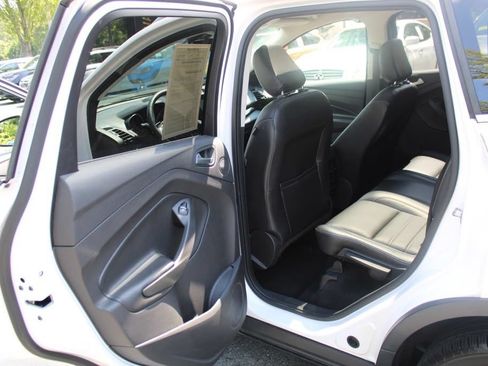 Used 2018 Ford Escape Titanium AWD/4WD image 16