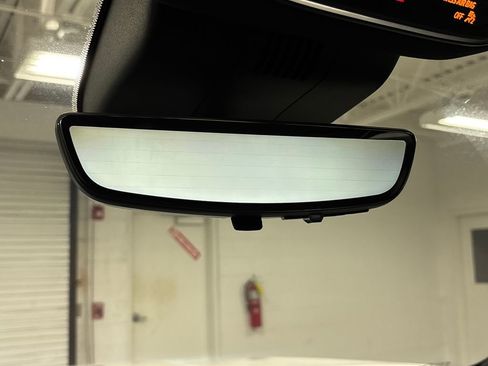 Used 2025 GMC Sierra EV Denali image 44