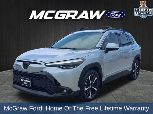 Used 2024 Toyota Corolla Cross AWD Hybrid w/ Convenience Package image 1