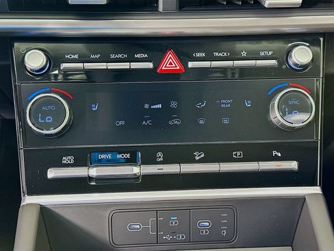 New 2026 Hyundai Santa Fe SEL FWD image 13