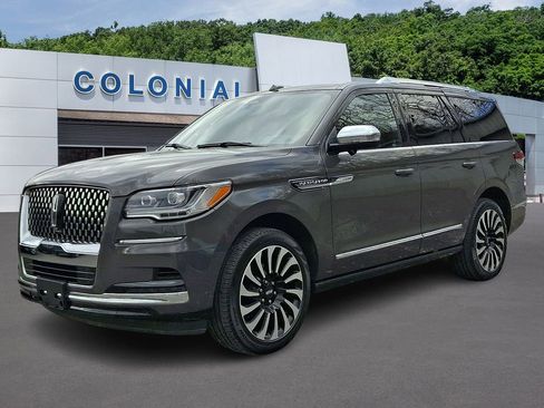 Used 2023 Lincoln Navigator Black Label image 3
