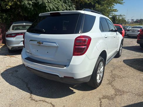 Used 2017 Chevrolet Equinox LT w/ Convenience Package image 10