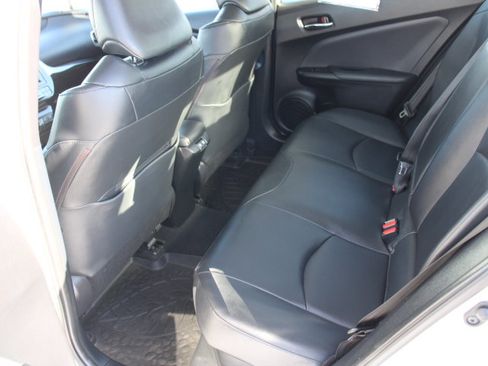 Used 2019 Toyota Prius XLE image 14