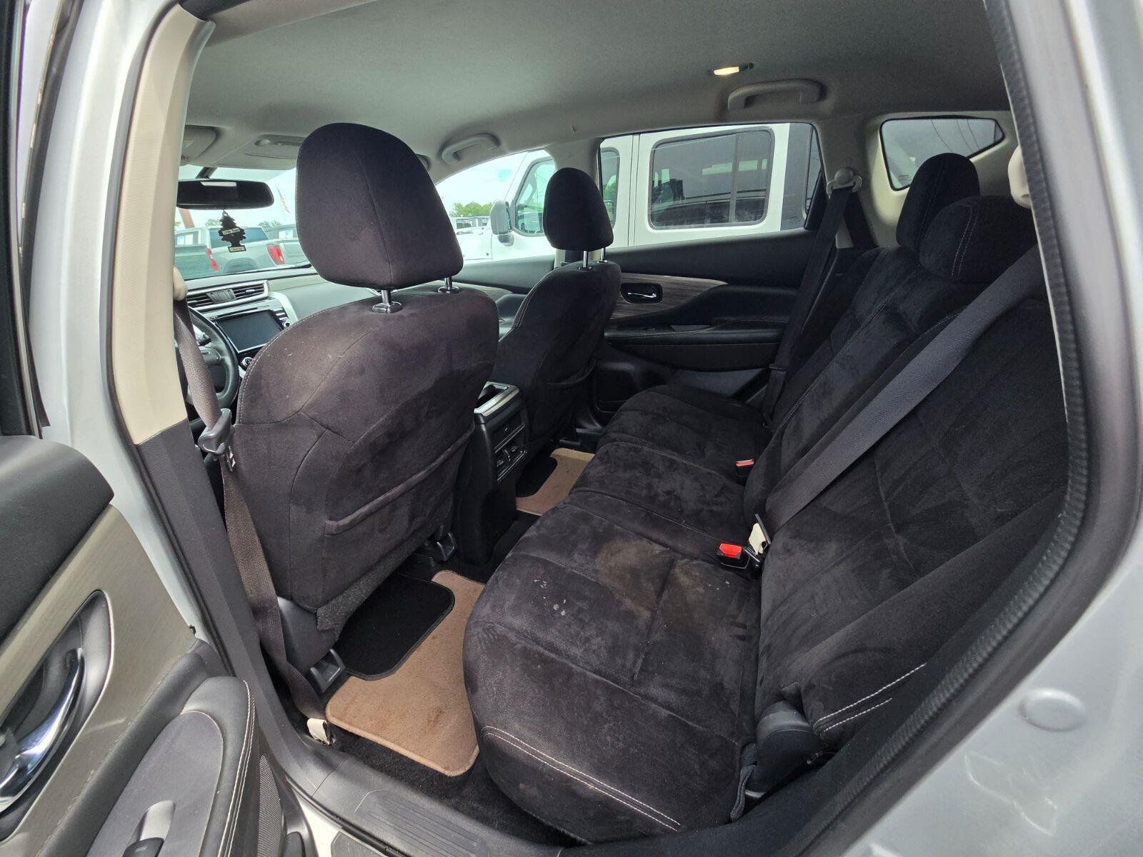 Used 2018 Nissan Murano SV AWD/4WD image 9