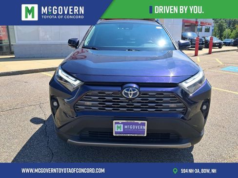 Used 2022 Toyota RAV4 Limited AWD/4WD image 7