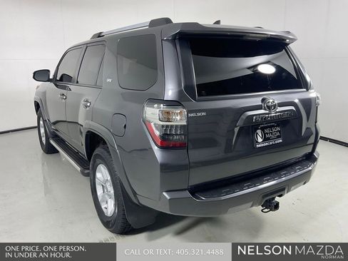 Used 2022 Toyota 4Runner SR5 RWD image 8