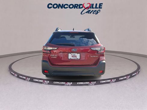 Certified 2025 Subaru Outback Premium AWD/4WD image 6