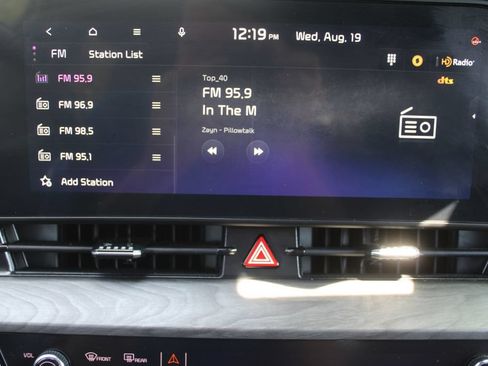 Certified 2025 Kia Sportage X-Line w/ Premium Package AWD/4WD image 45