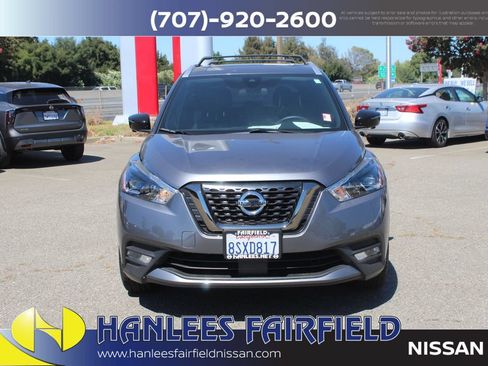 Used 2020 Nissan Kicks SR w/ SR Premium Package FWD image 4