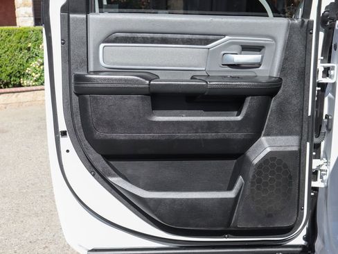 Used 2022 RAM 2500 Big Horn image 39