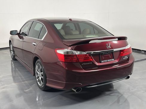 Used 2015 Honda Accord Touring image 7