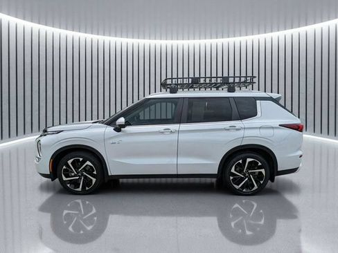 Used 2024 Mitsubishi Outlander SE AWD/4WD image 7