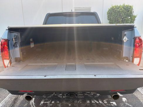 Used 2023 Honda Ridgeline Black Edition image 10