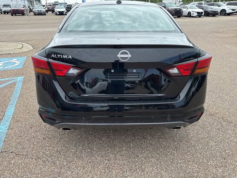 New 2026 Nissan Altima 2.5 SV w/ SV Premium Package FWD image 6